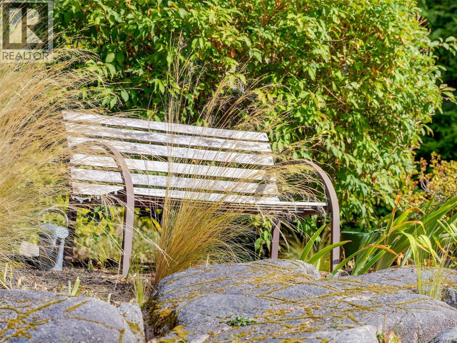  8564 Kingcome Crescent, North Saanich