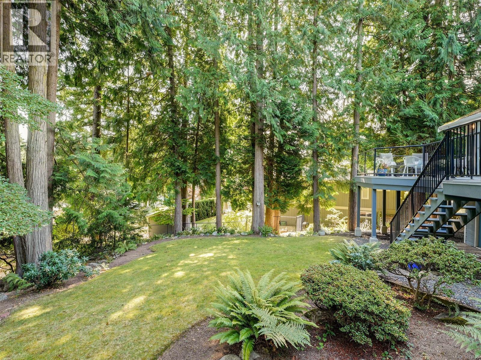  8564 Kingcome Crescent, North Saanich