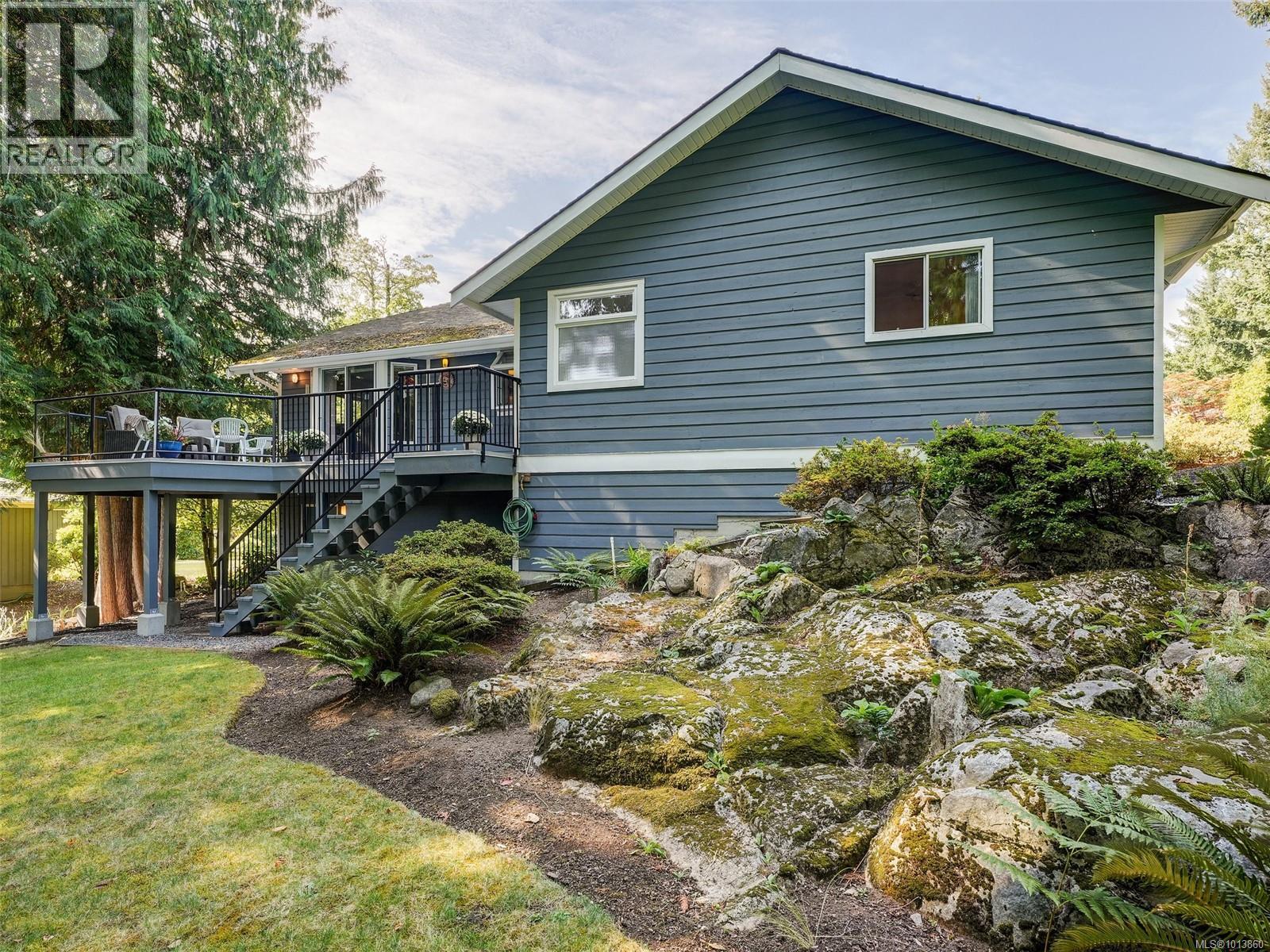  8564 Kingcome Crescent, North Saanich
