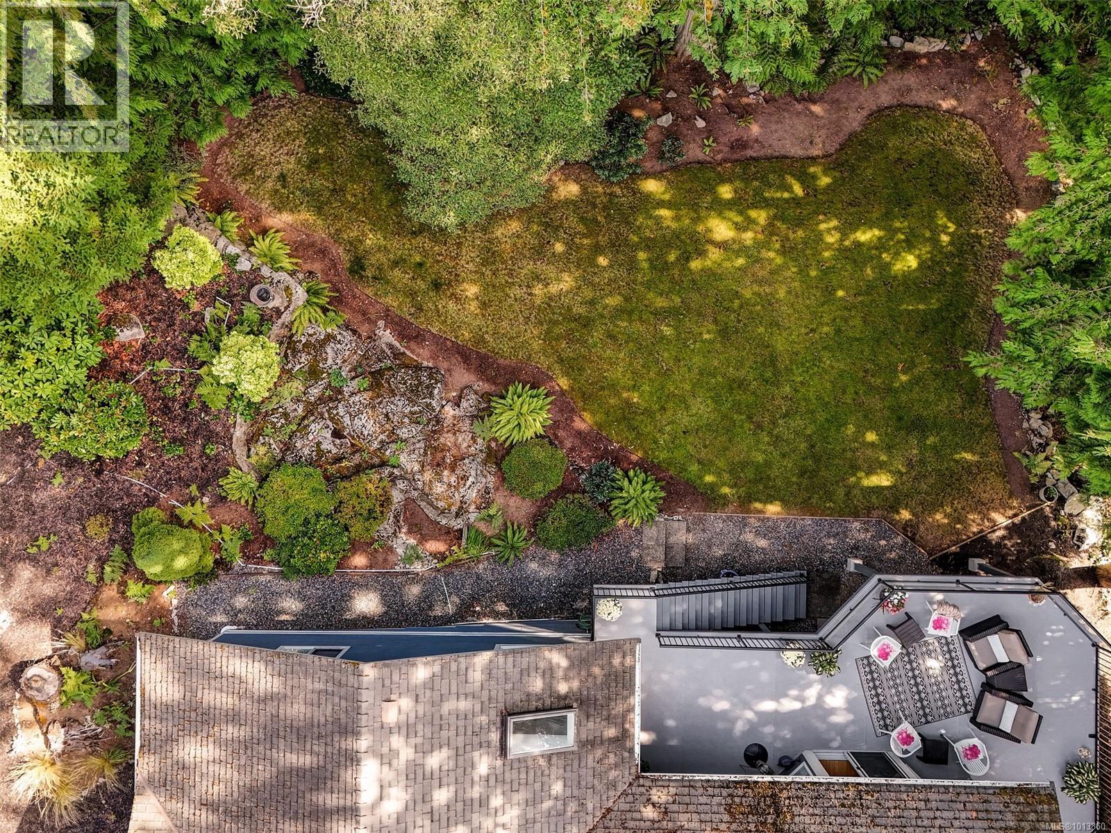  8564 Kingcome Crescent, North Saanich