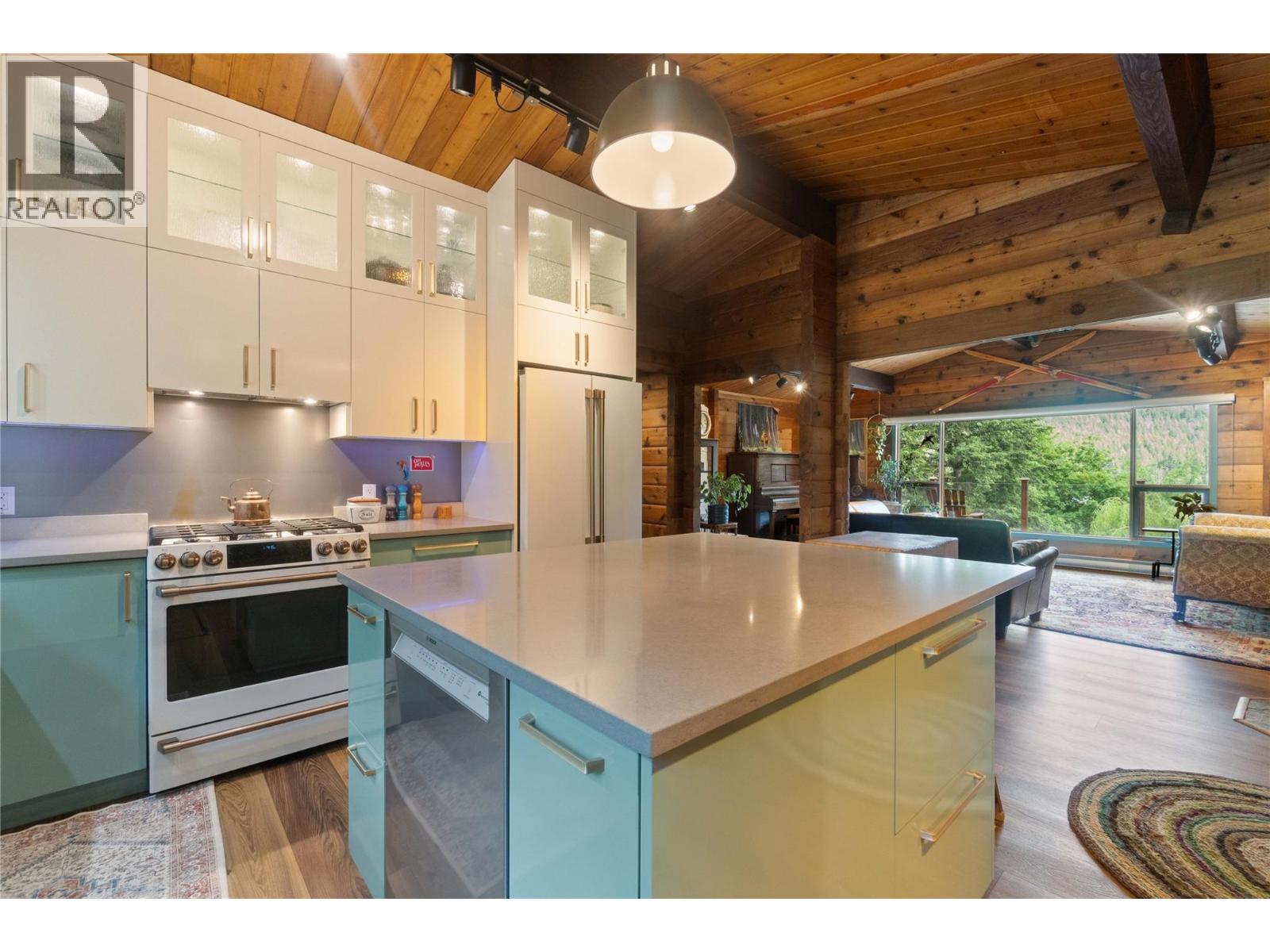 781 Gardom Lake Road, Enderby