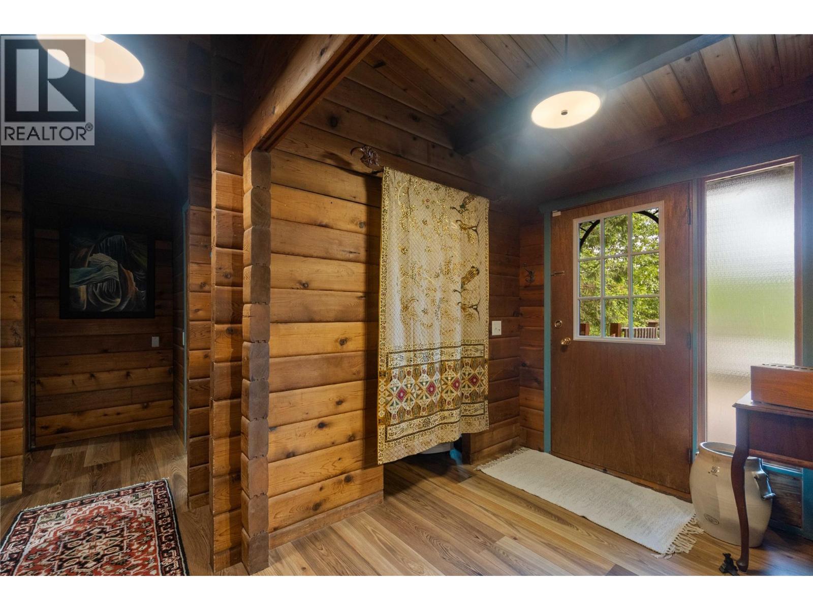 781 Gardom Lake Road, Enderby
