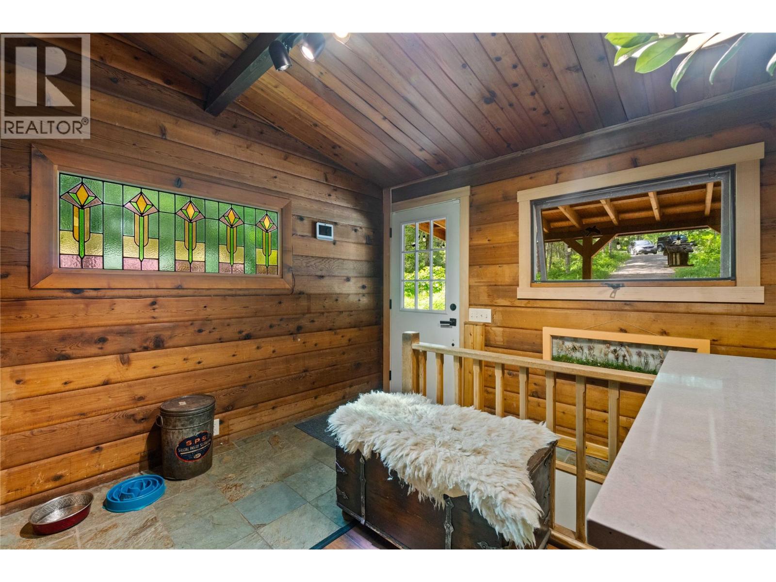 781 Gardom Lake Road, Enderby