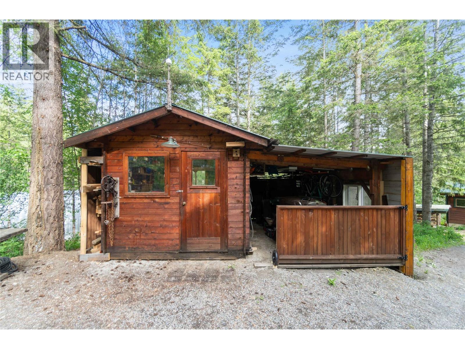 781 Gardom Lake Road, Enderby