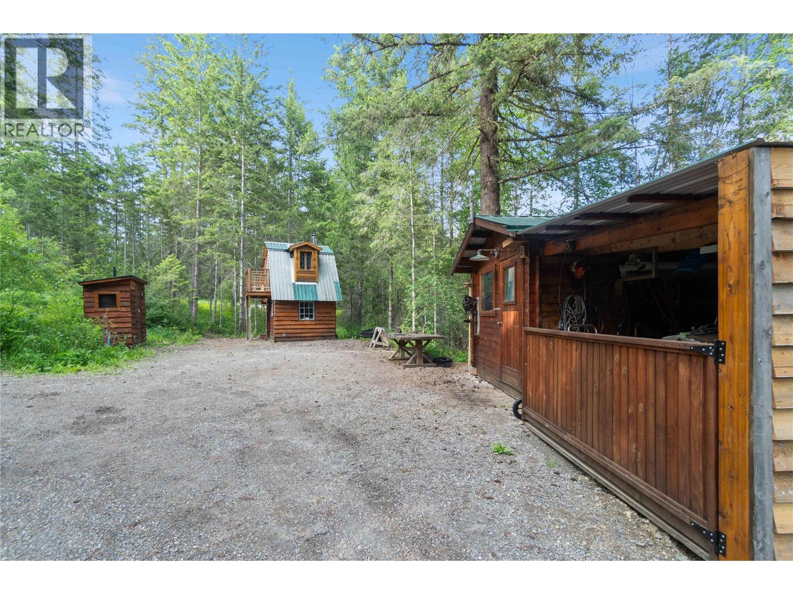 781 Gardom Lake Road, Enderby