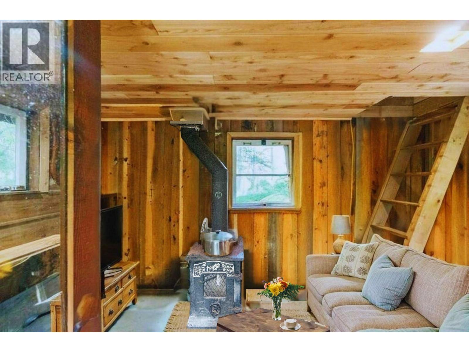 781 Gardom Lake Road, Enderby