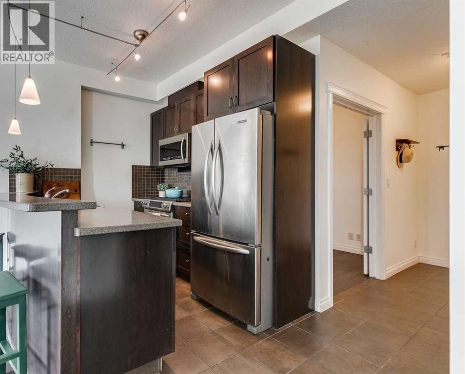 Single Family House for Sale in   Hemlock Crescent SW Spruce Cliff Calgary 