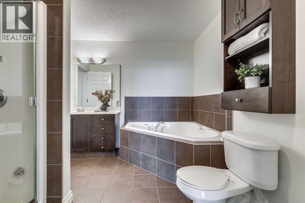 Single Family House for Sale in   Hemlock Crescent SW Spruce Cliff Calgary 