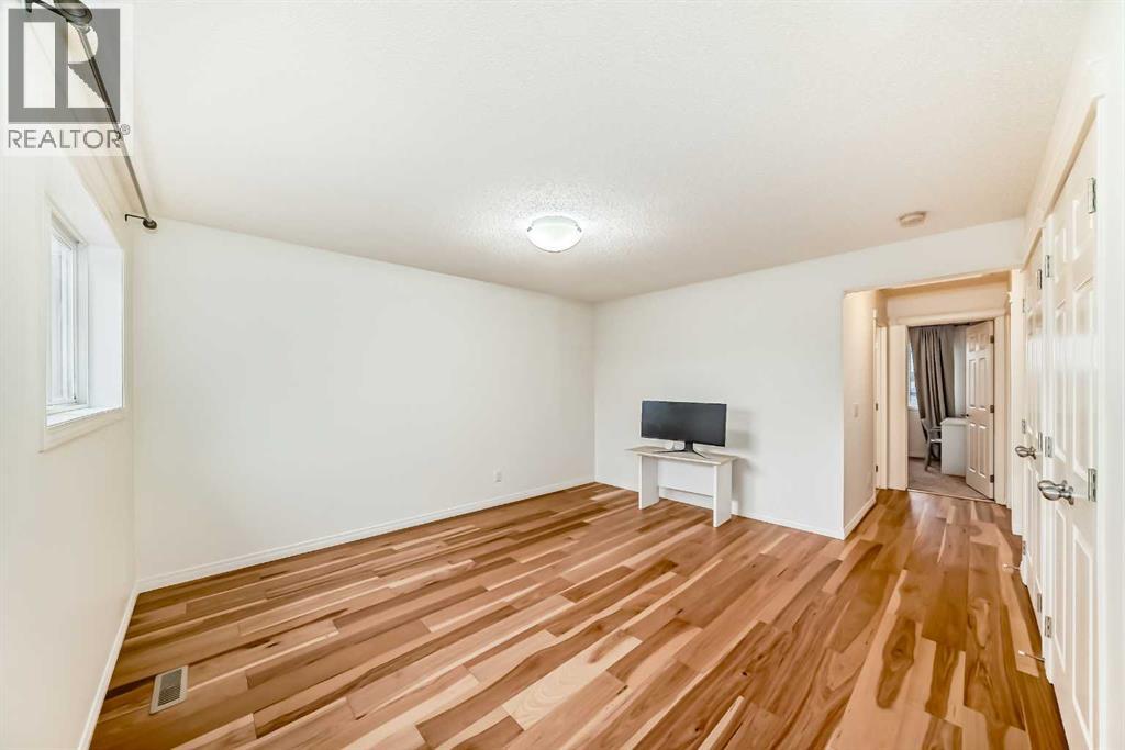 Single Family House for Sale in  Masters Heights SE Mahogany Calgary 