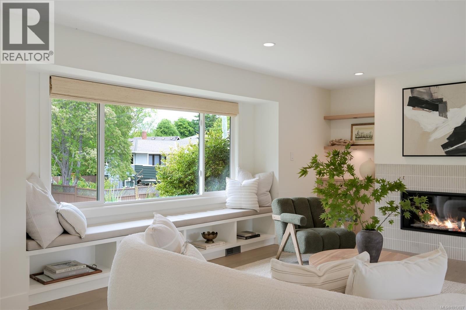  2091 Stonehewer Place, Oak Bay
