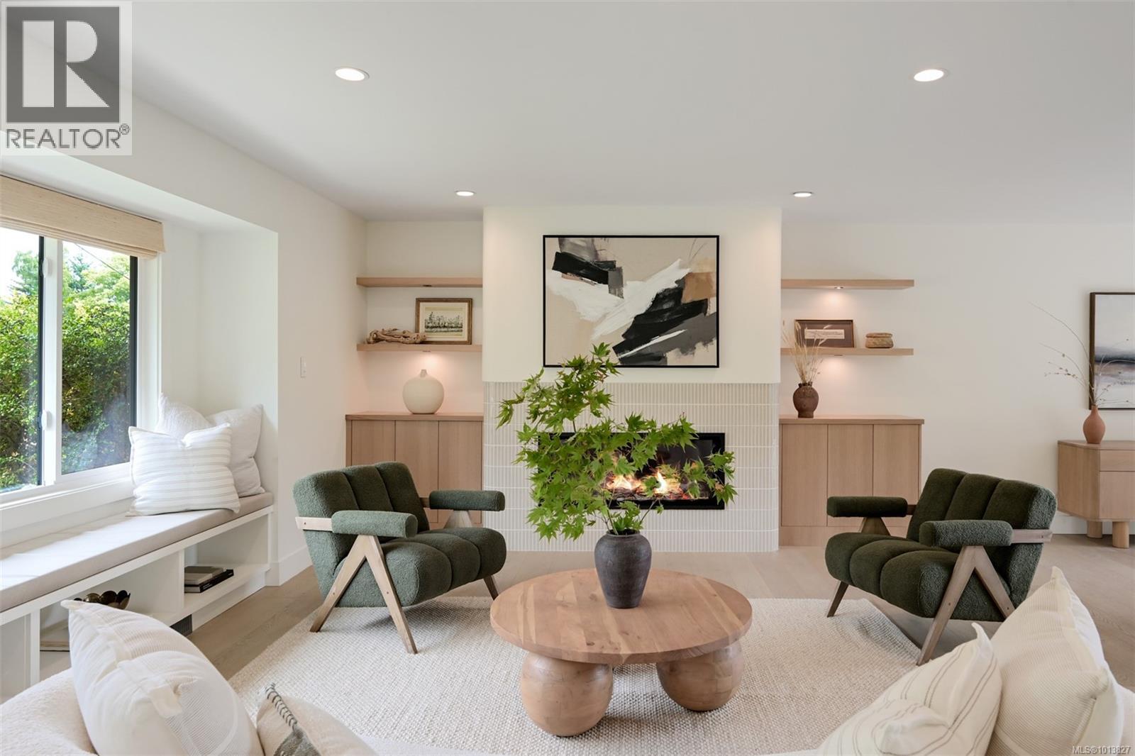  2091 Stonehewer Place, Oak Bay
