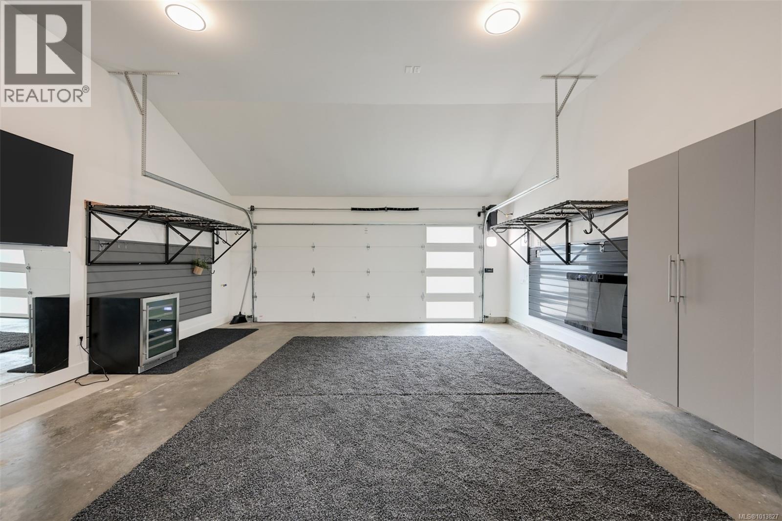  2091 Stonehewer Place, Oak Bay