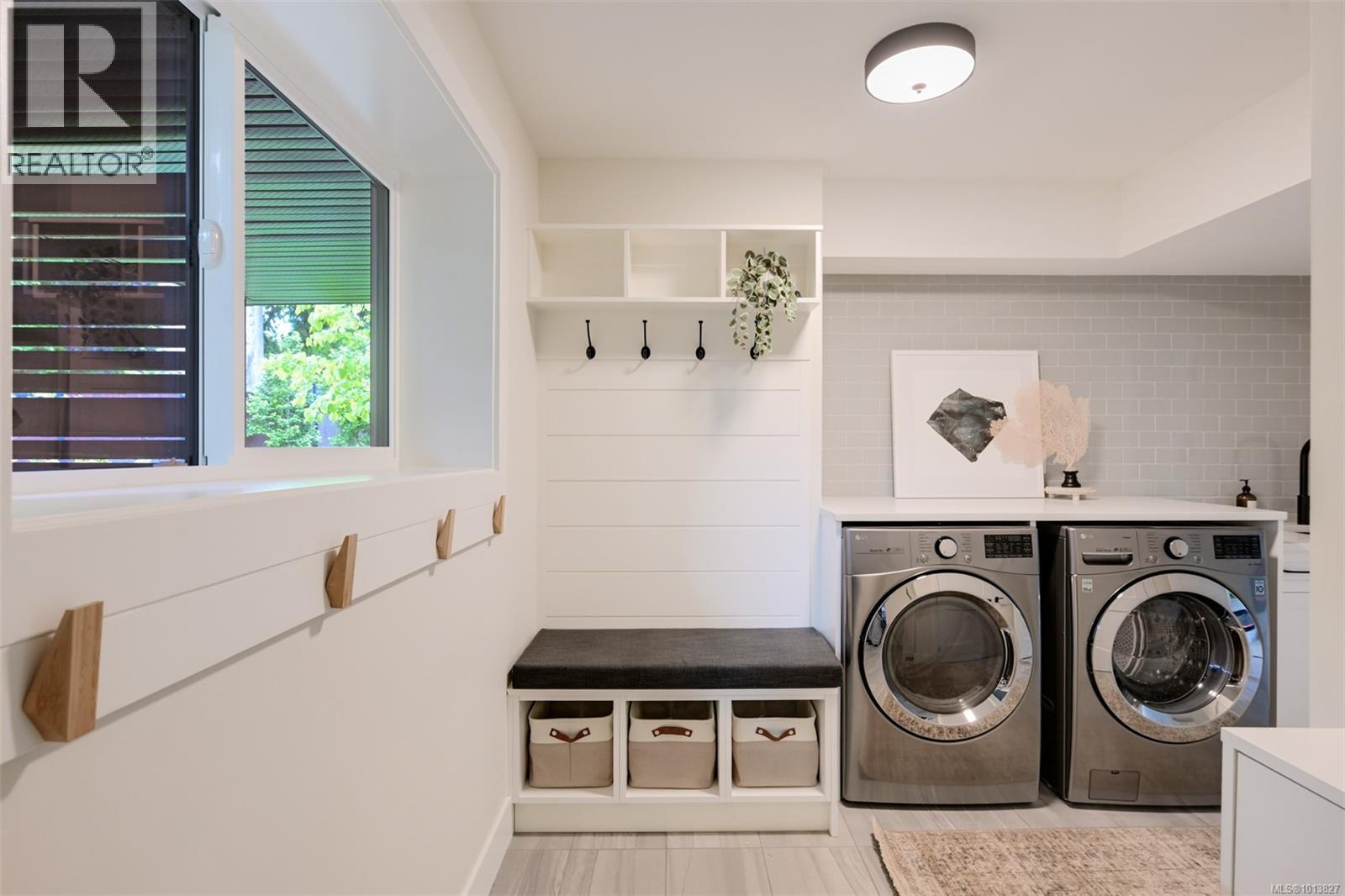  2091 Stonehewer Place, Oak Bay