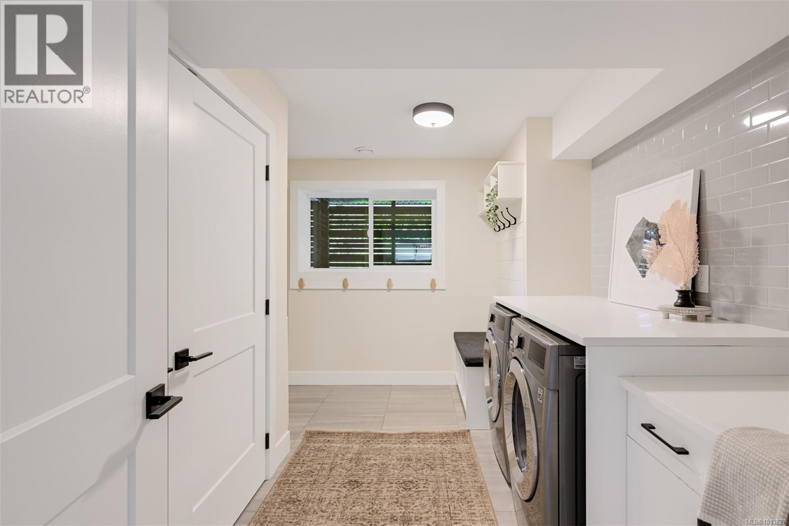  2091 Stonehewer Place, Oak Bay