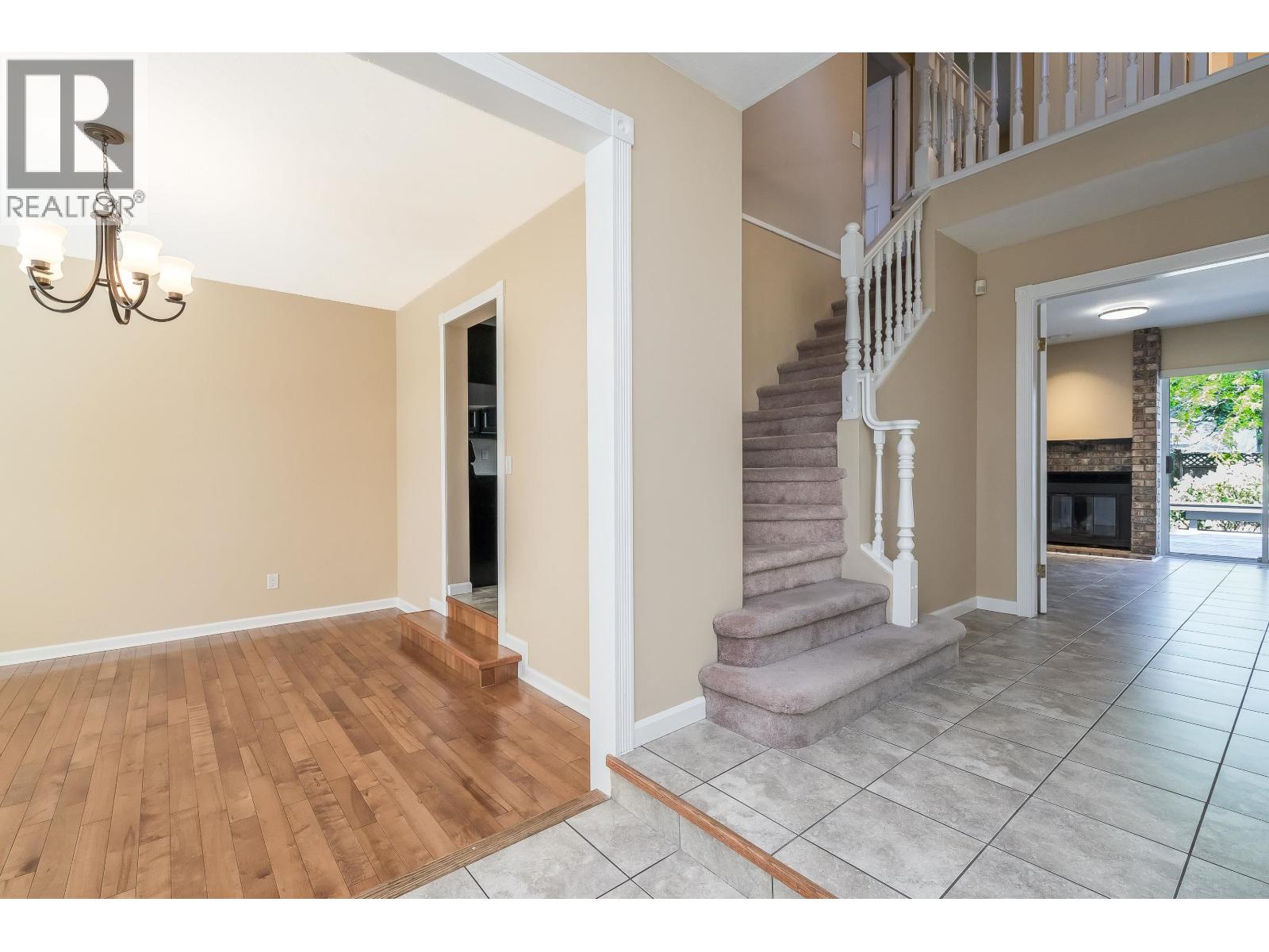 915 CITADEL DRIVE, Port Coquitlam