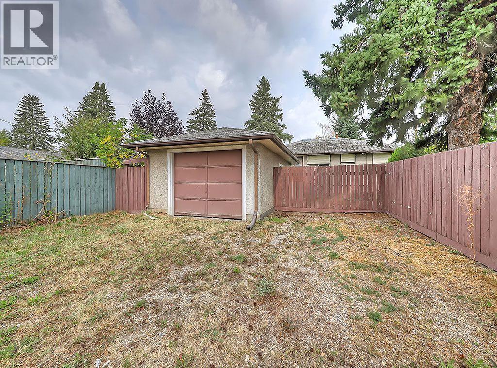 Single Family House Bungalow for Sale in  Fordham Crescent SE Forest Heights Calgary 