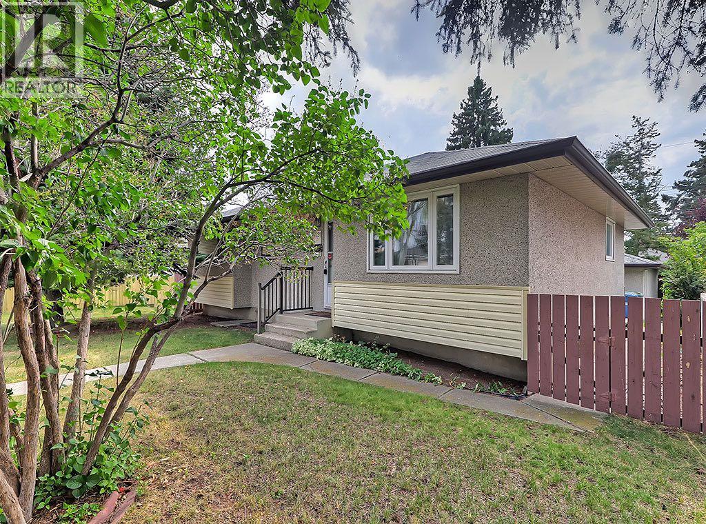 Single Family House Bungalow for Sale in  Fordham Crescent SE Forest Heights Calgary 