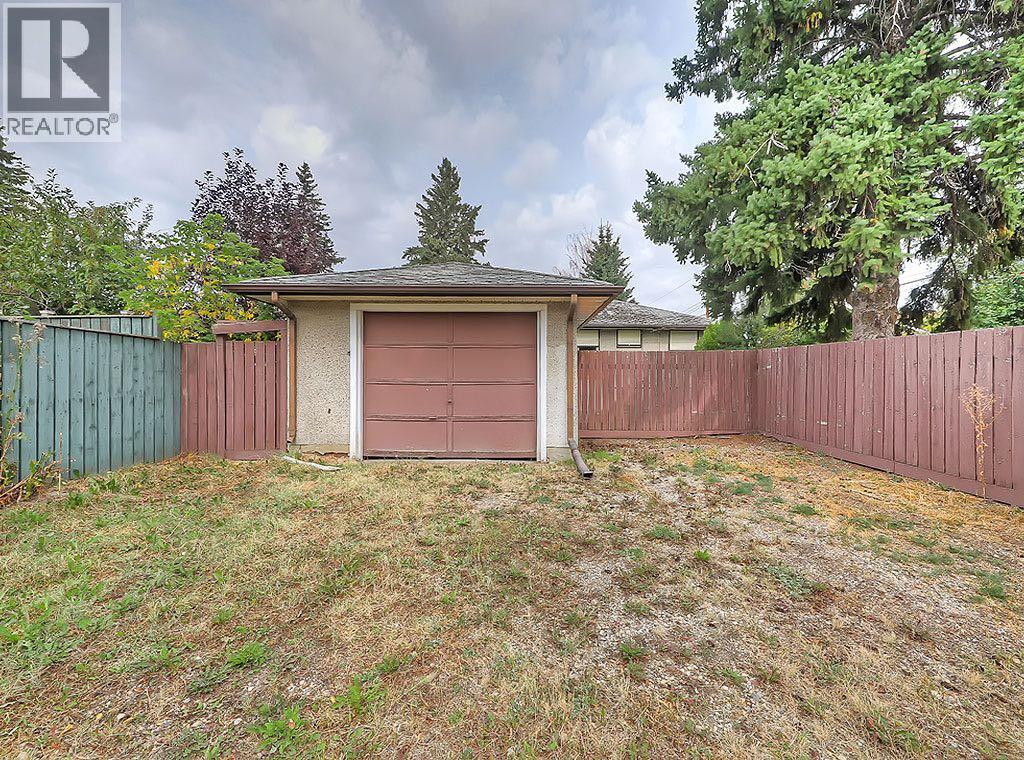 Single Family House Bungalow for Sale in  Fordham Crescent SE Forest Heights Calgary 