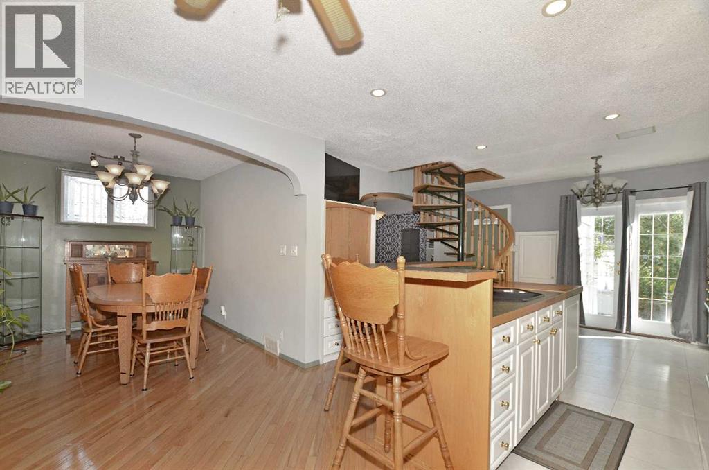 Single Family House 4 Level for Sale in   Avenue NE Renfrew Calgary 