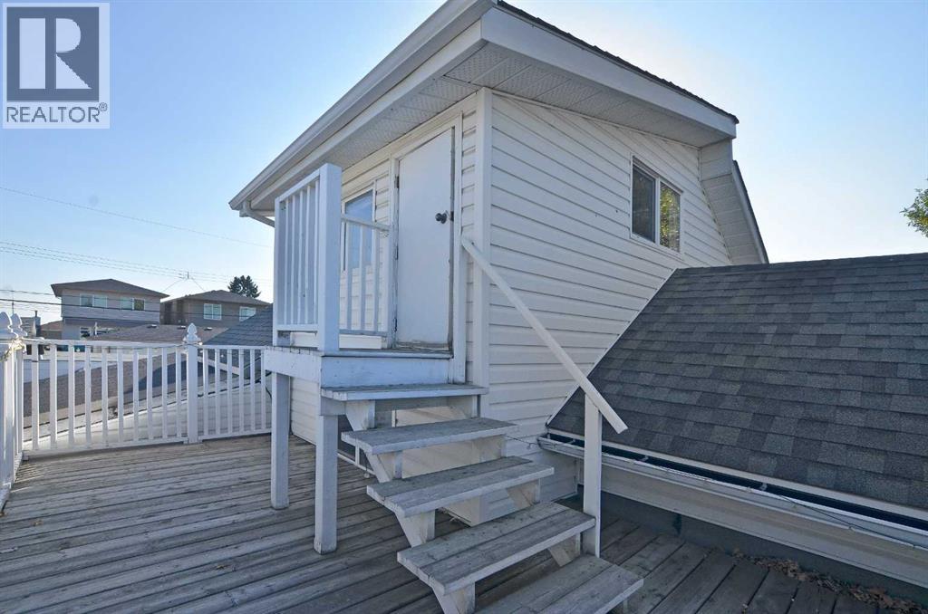 Single Family House 4 Level for Sale in   Avenue NE Renfrew Calgary 