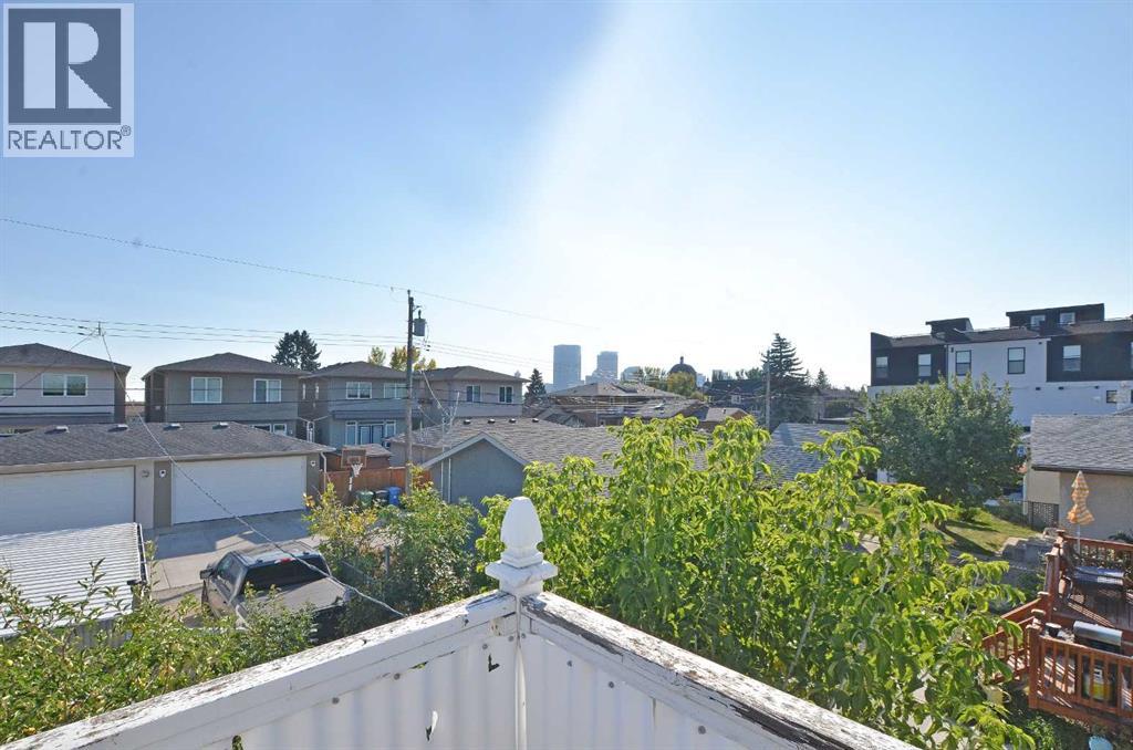 Single Family House 4 Level for Sale in   Avenue NE Renfrew Calgary 