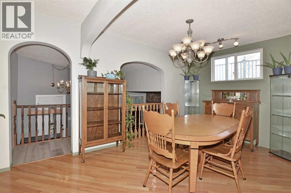 Single Family House 4 Level for Sale in   Avenue NE Renfrew Calgary 