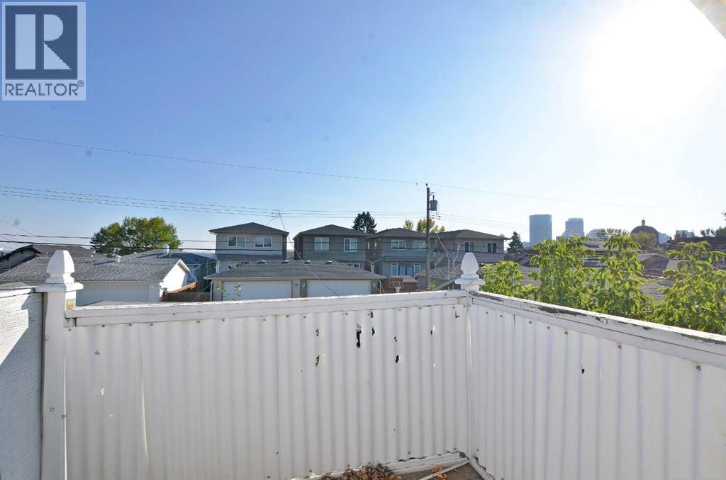Single Family House 4 Level for Sale in   Avenue NE Renfrew Calgary 