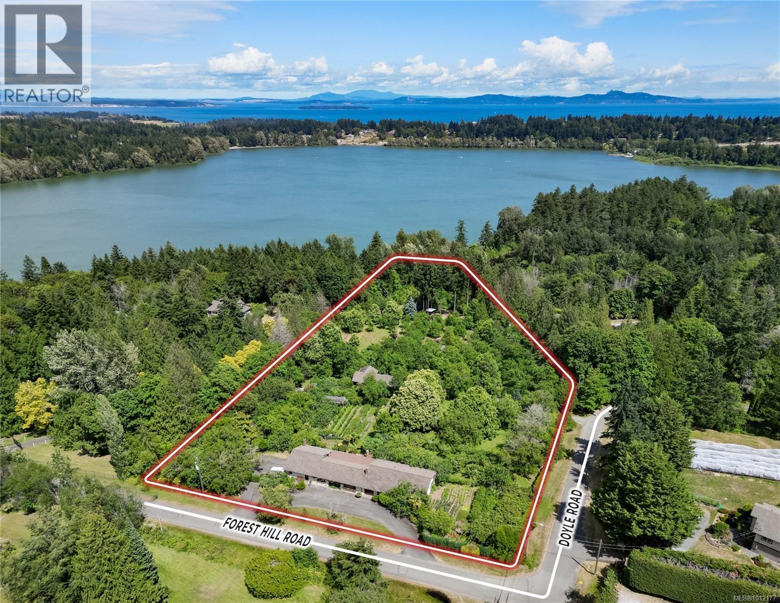  5489 Forest Hill Road, Saanich