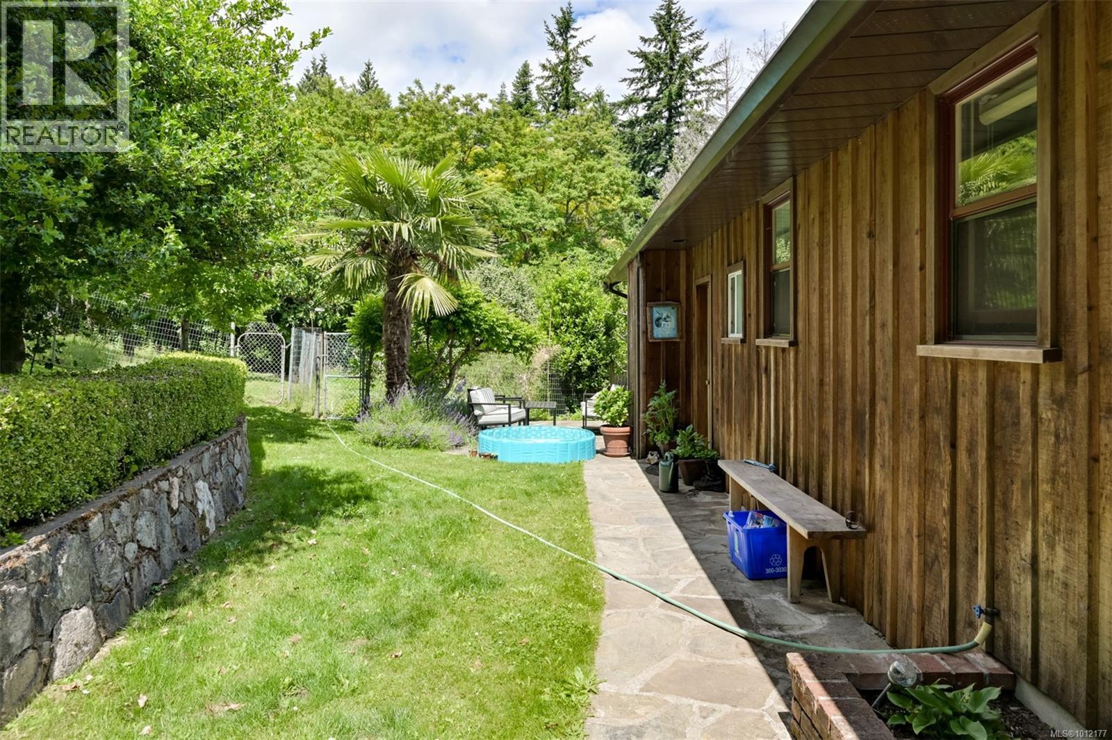  5489 Forest Hill Road, Saanich