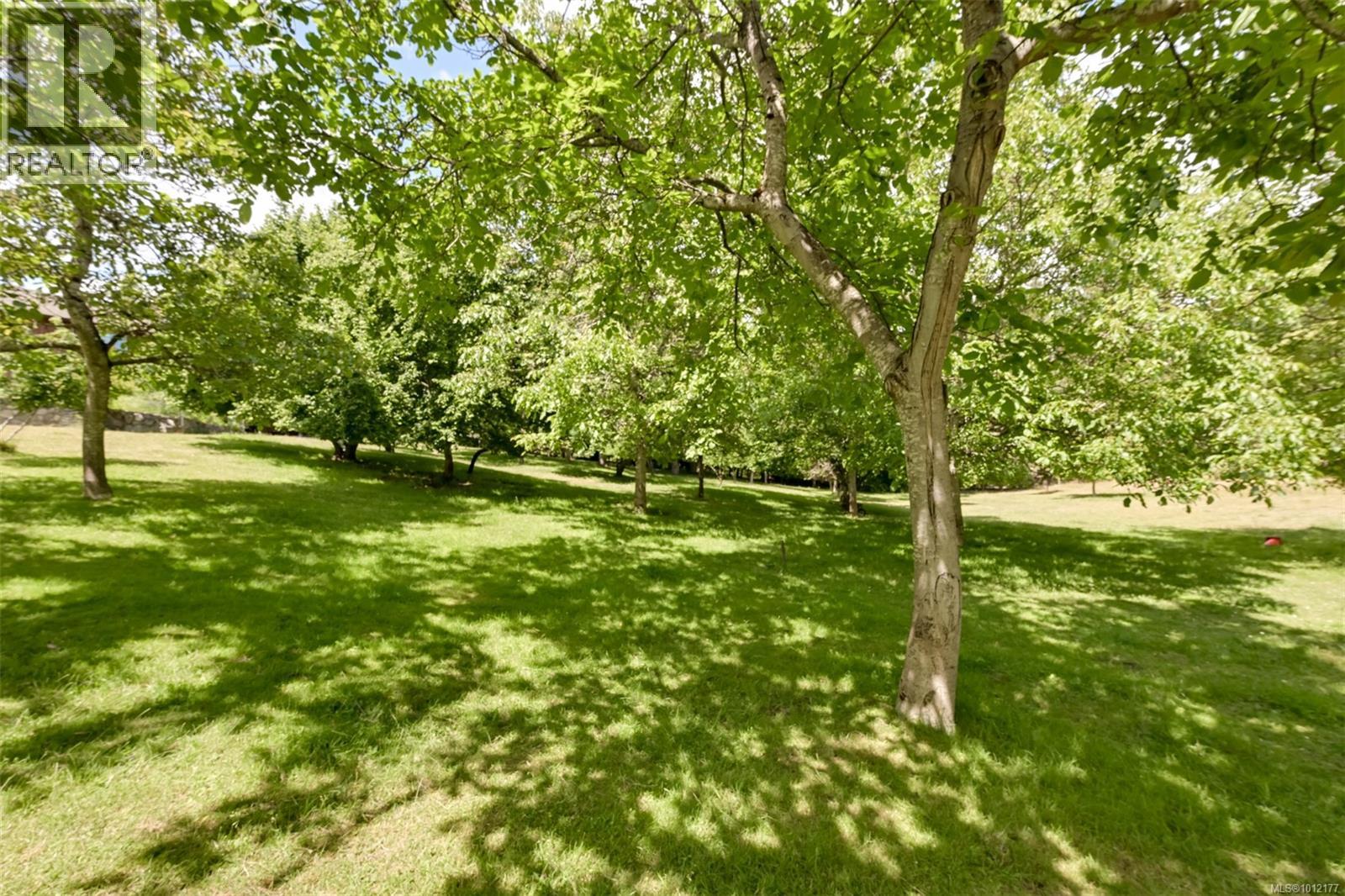  5489 Forest Hill Road, Saanich