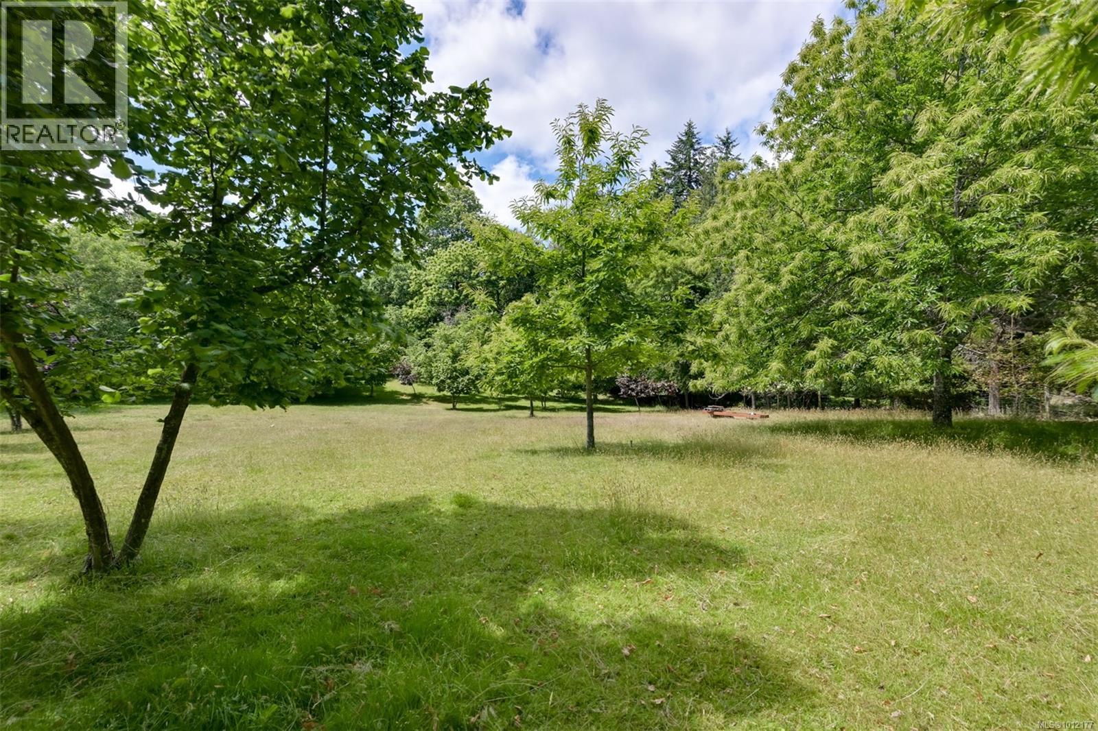  5489 Forest Hill Road, Saanich