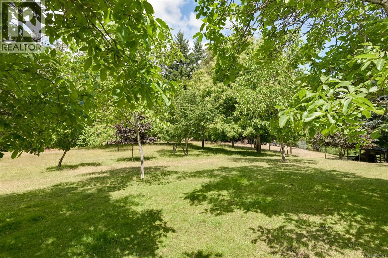  5489 Forest Hill Road, Saanich