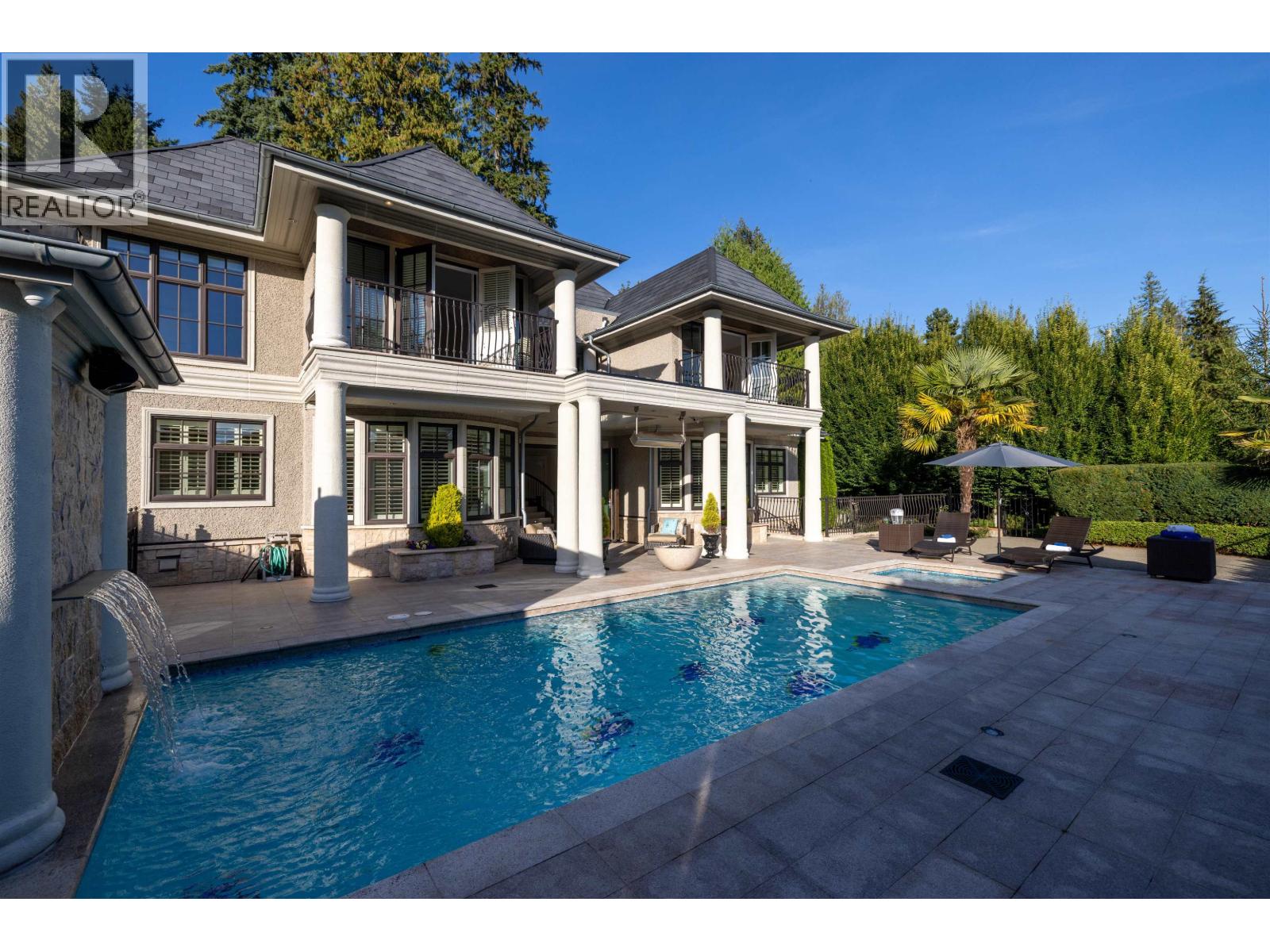2912 MATHERS AVENUE, West Vancouver