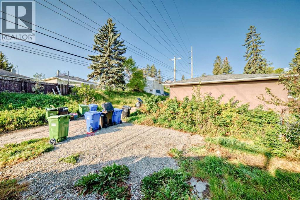 Single Family House Bungalow for Sale in   Avenue NE Winston Heights/Mountview Calgary 