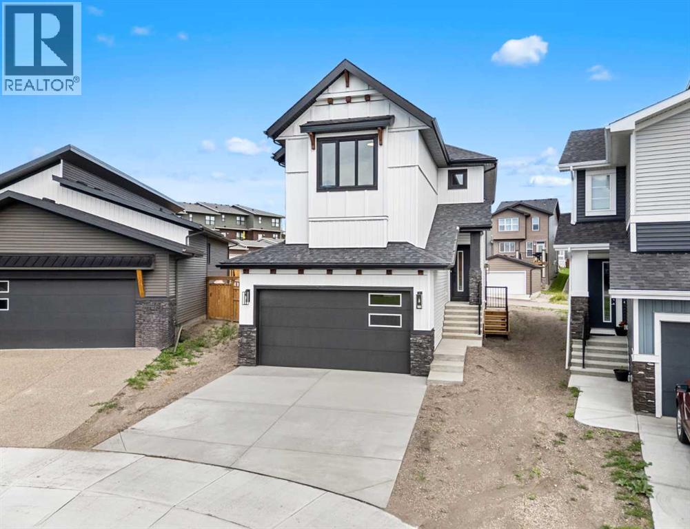 27 Precedence Green, Cochrane