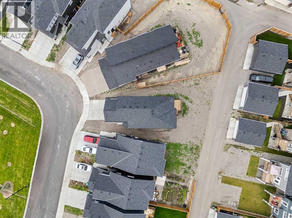 27 Precedence Green, Cochrane