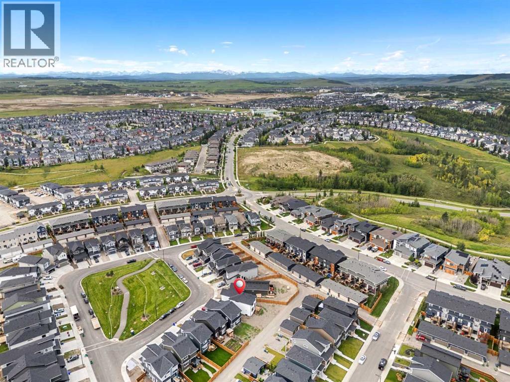 27 Precedence Green, Cochrane