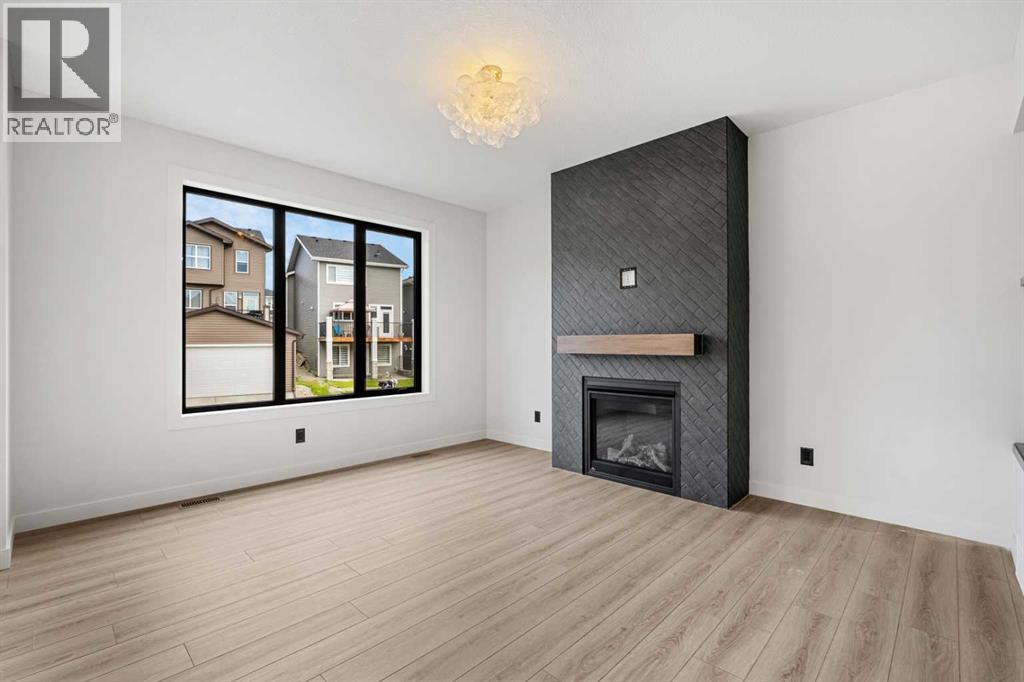 27 Precedence Green, Cochrane