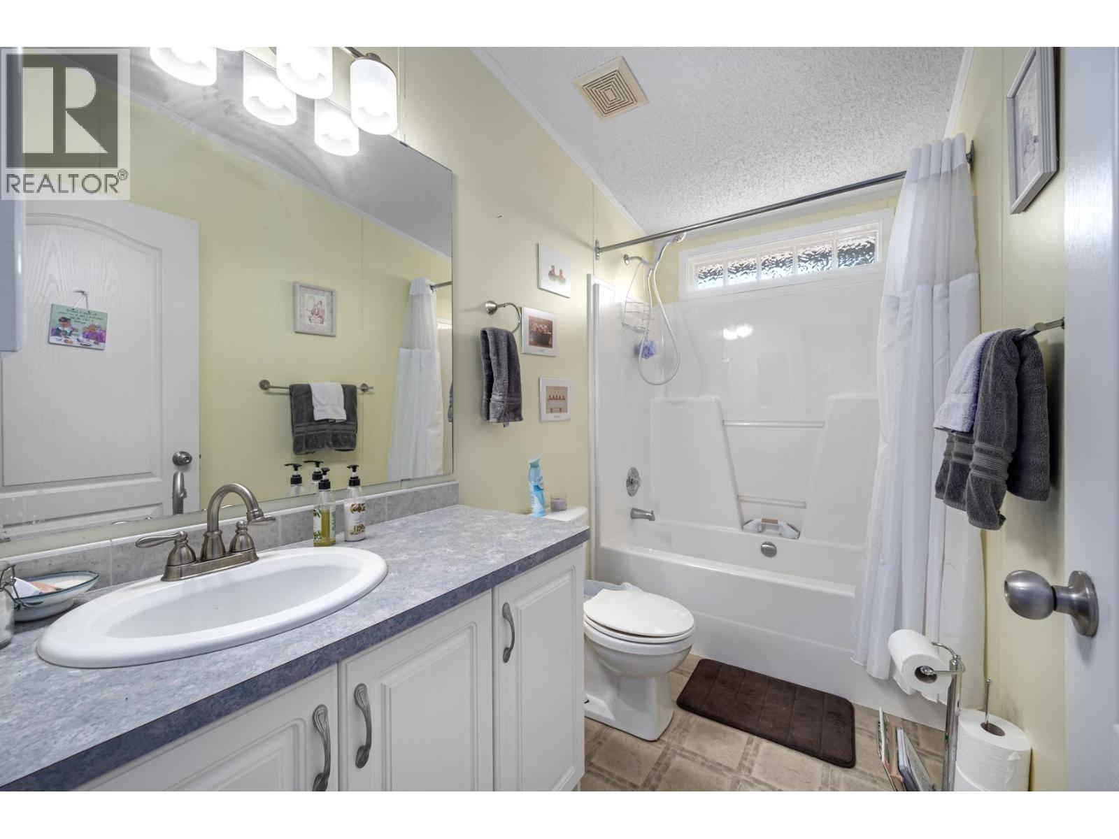 #34 1098 HOUSTON STREET - 16