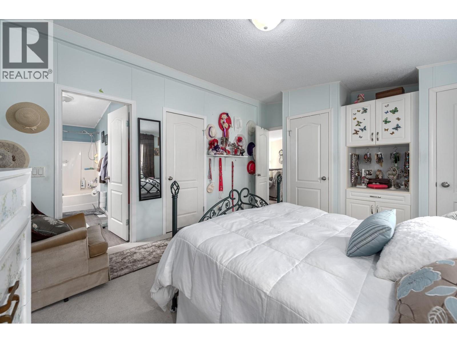 #34 1098 HOUSTON STREET - 14