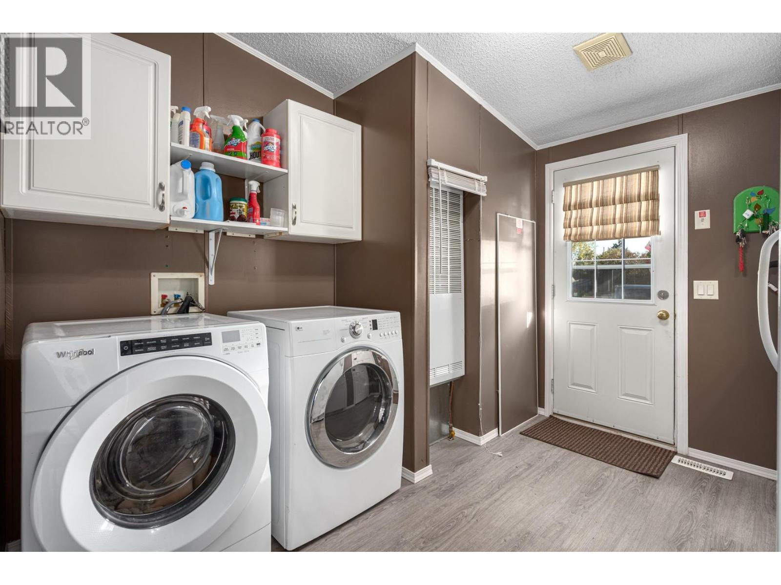 #34 1098 HOUSTON STREET - 20