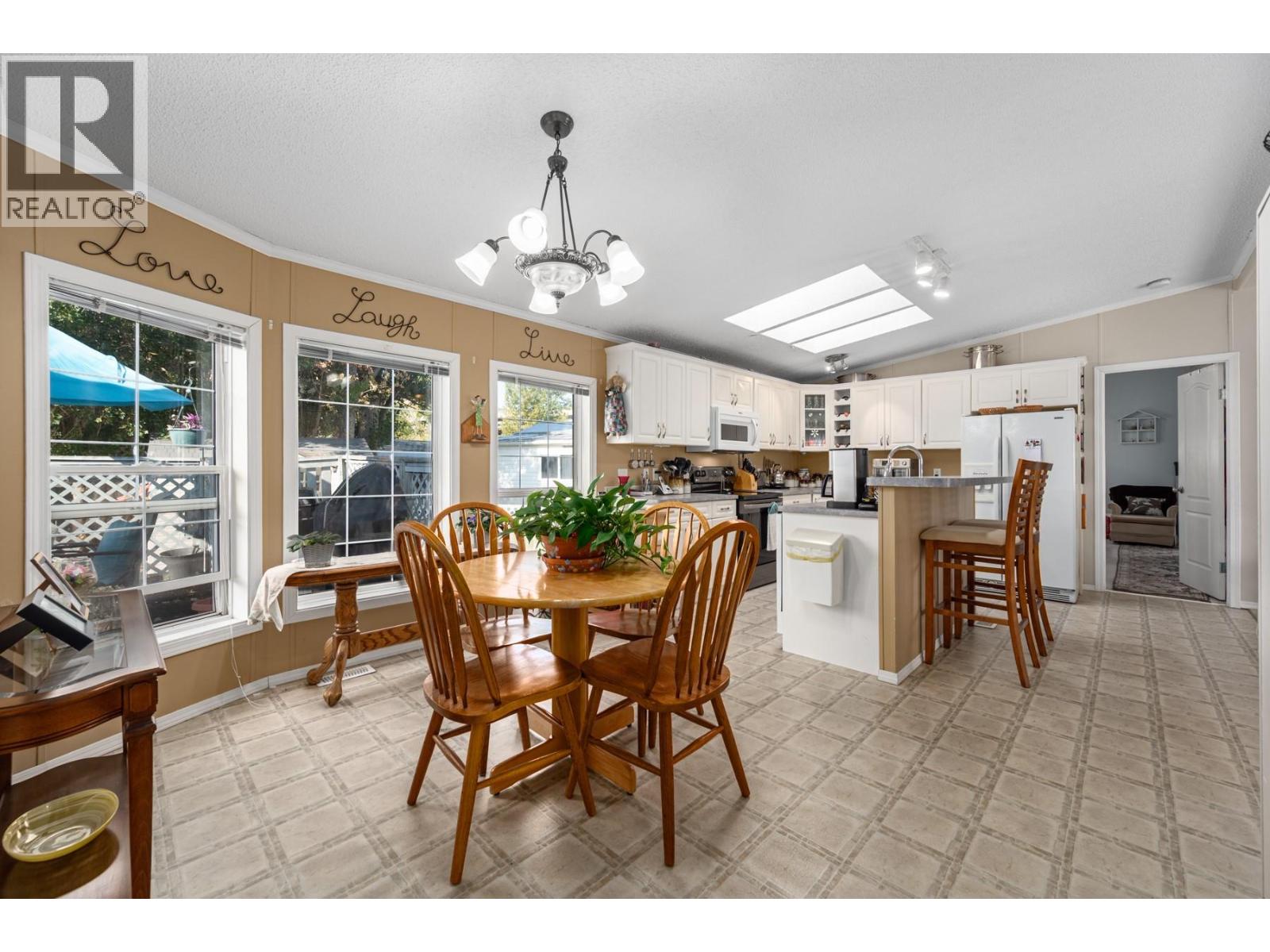 #34 1098 HOUSTON STREET - 7