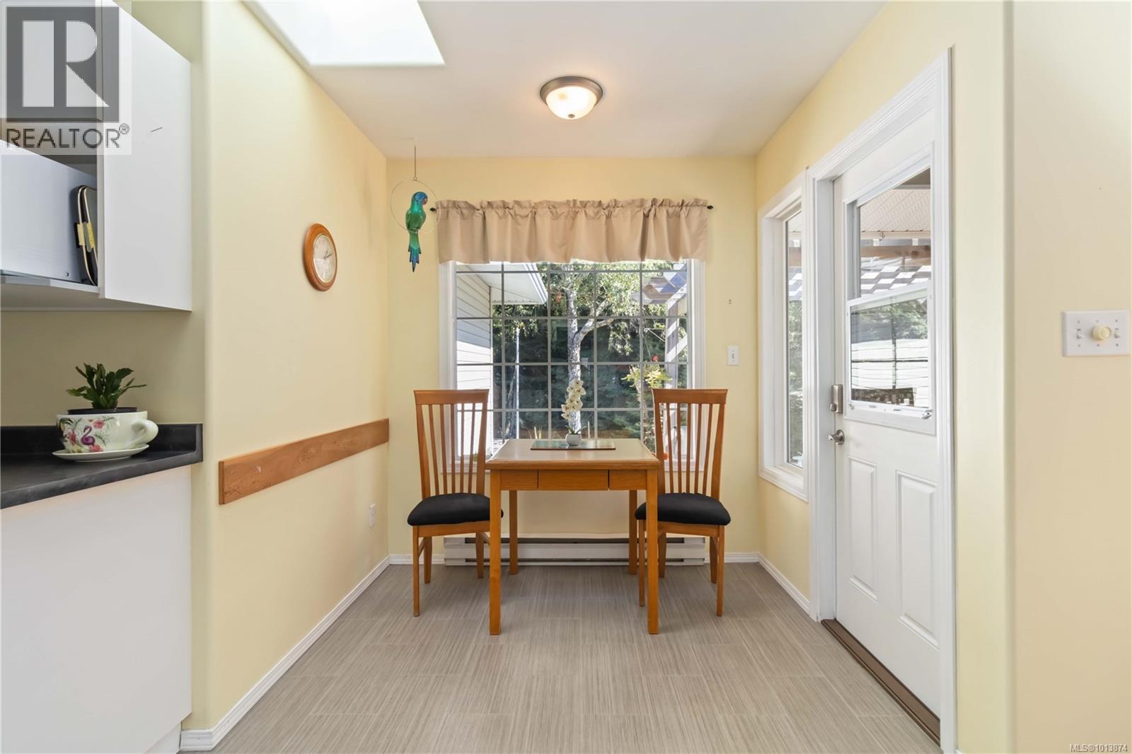  2161 Henlyn Drive, Sooke