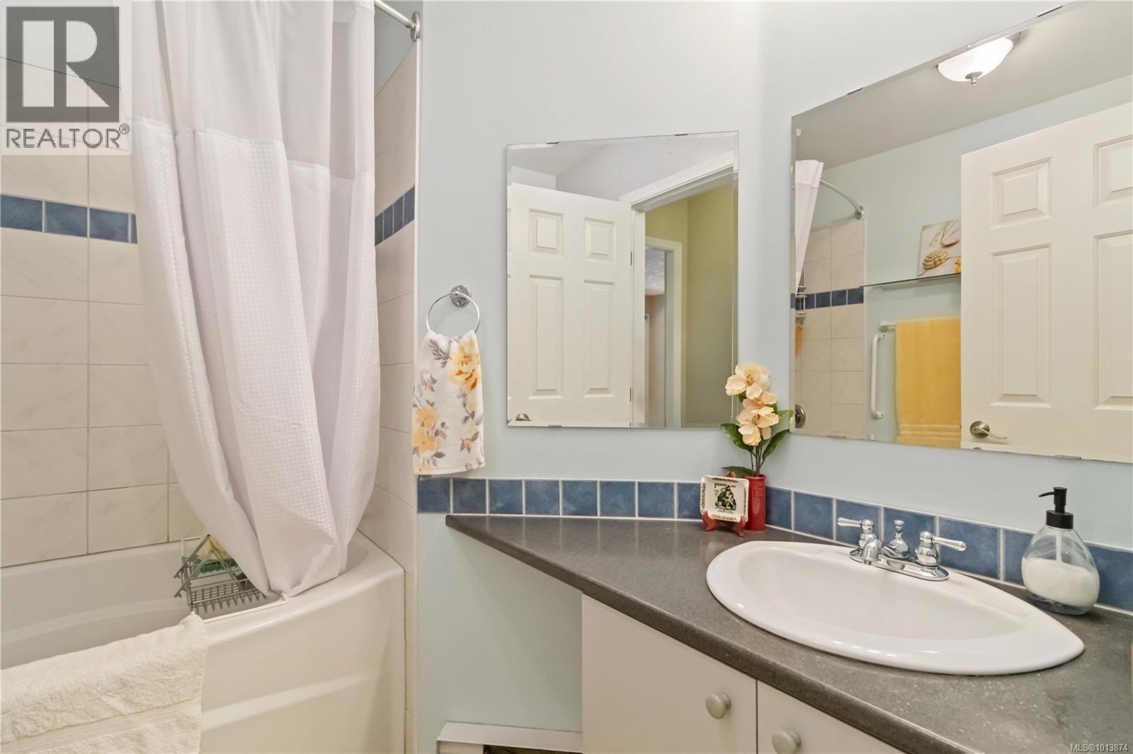  2161 Henlyn Drive, Sooke