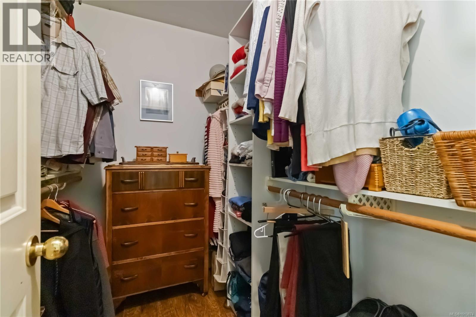 2161 Henlyn Drive, Sooke