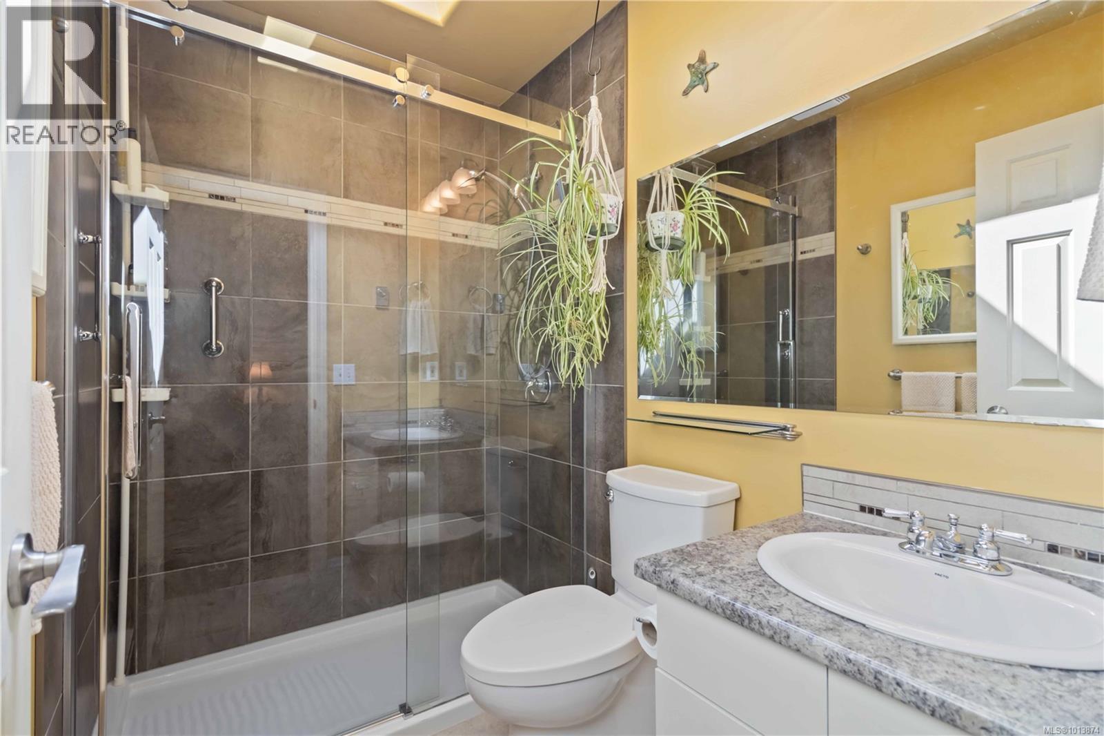  2161 Henlyn Drive, Sooke
