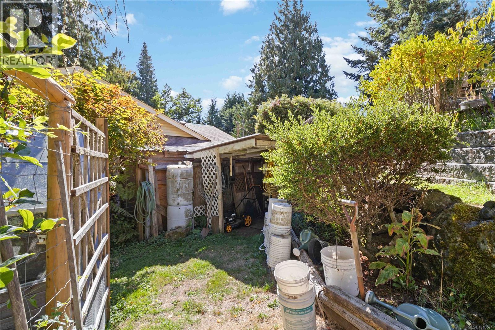  2161 Henlyn Drive, Sooke