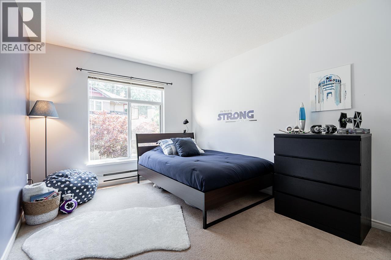 1158 STRATHAVEN DRIVE, North Vancouver