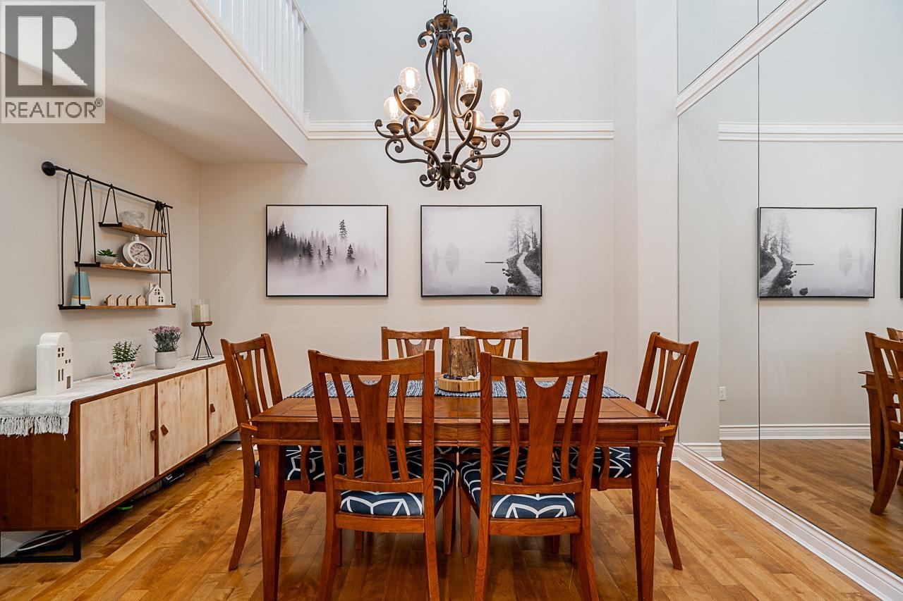 1158 STRATHAVEN DRIVE, North Vancouver