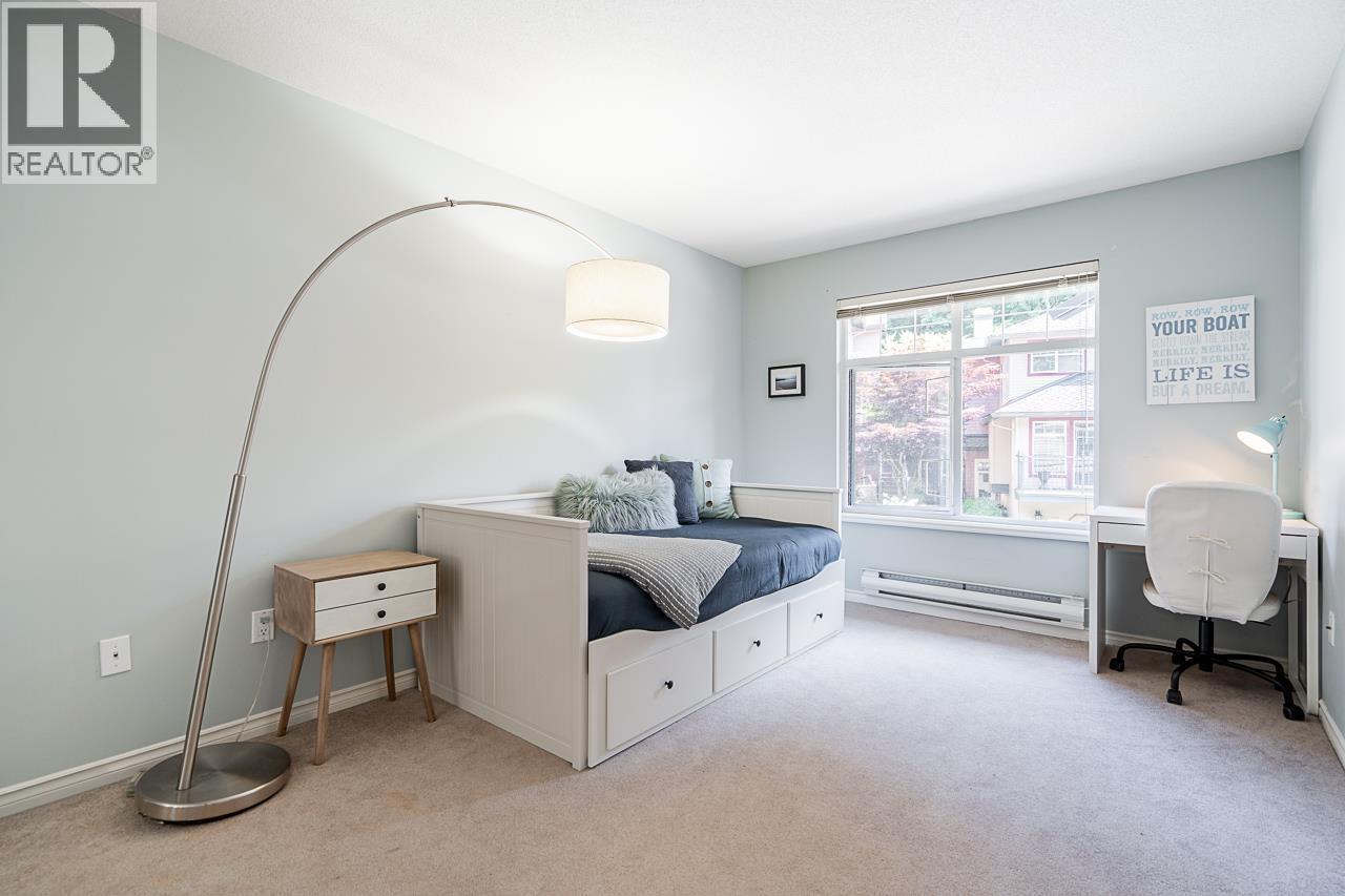 1158 STRATHAVEN DRIVE, North Vancouver
